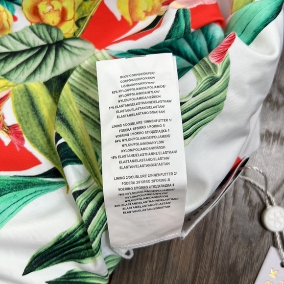 NWT Trina Turk Plus Costa De Prata Reversible Top Striped Tropical 20W - Picture 8 of 8